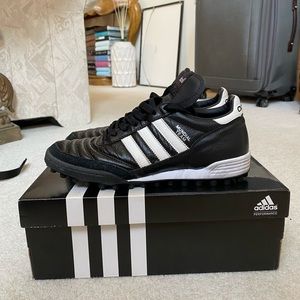 Adidas Mundial Team leather cleats, men’s 7.5